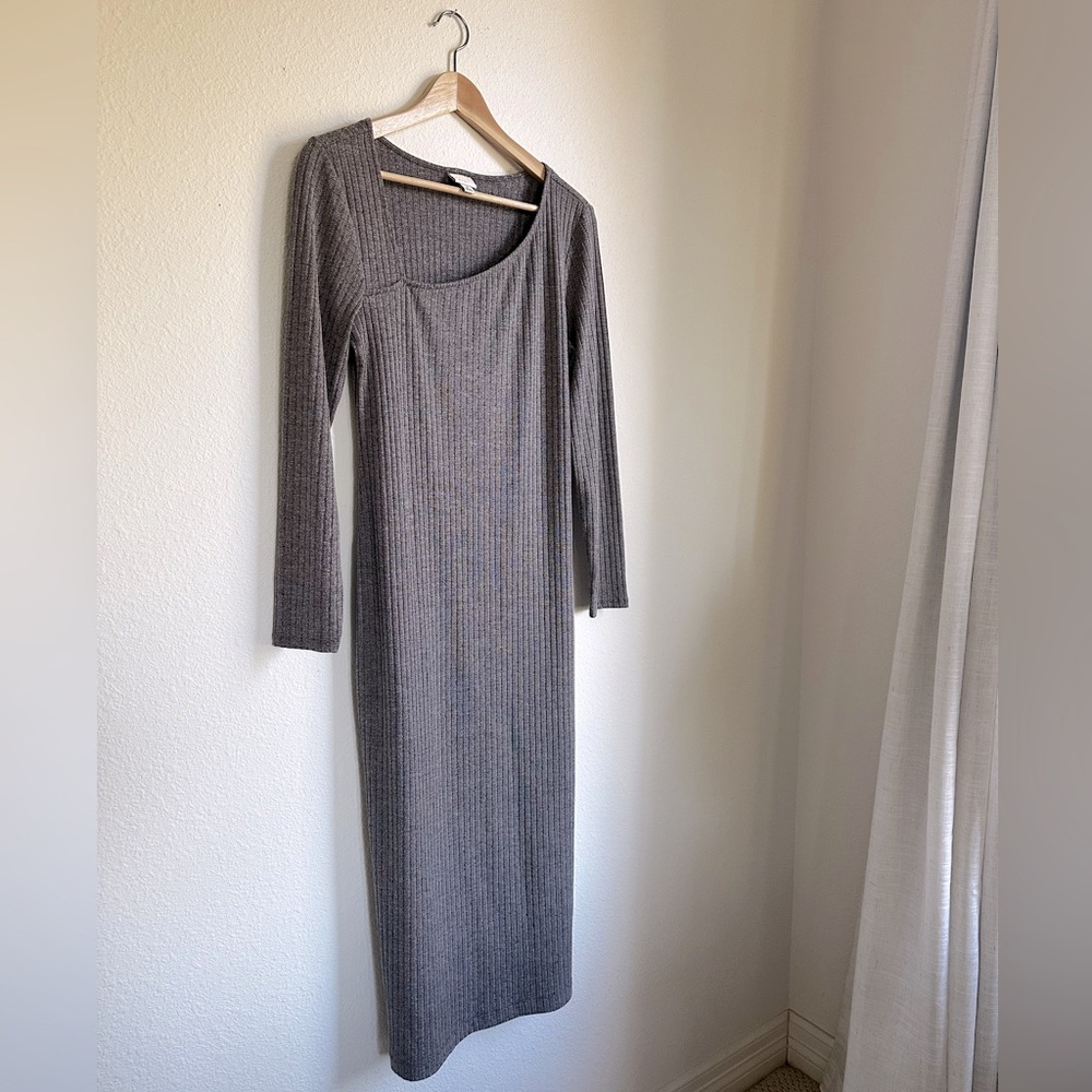 Brown Long Sleeve Ribbed Midi Dress